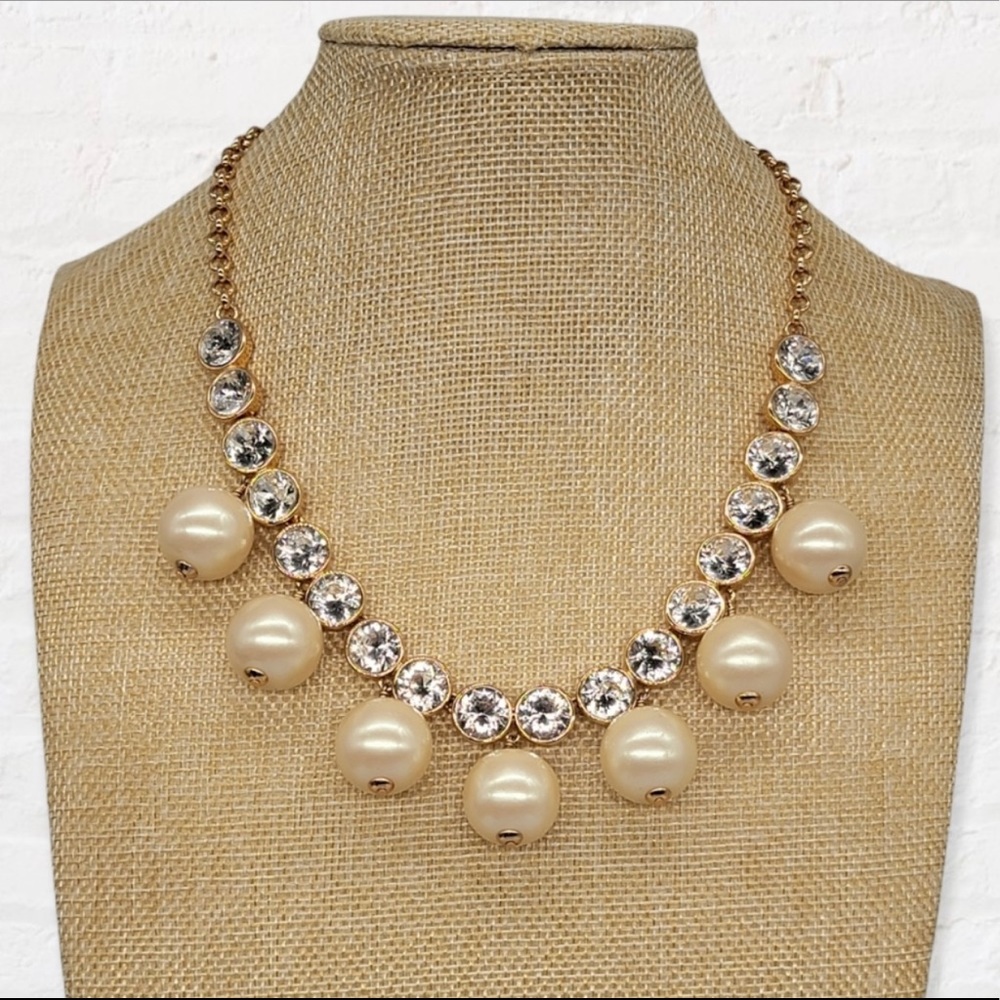 Kate Spade Pearl Bauble necklace 🤍